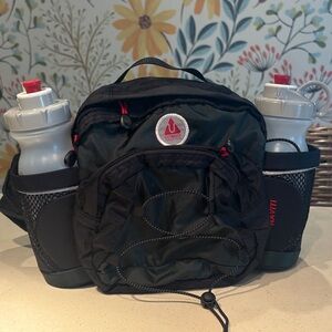 Ultimate Direction Naviti Waist Hydration Pack with Dual Bottle Pockets NWOT